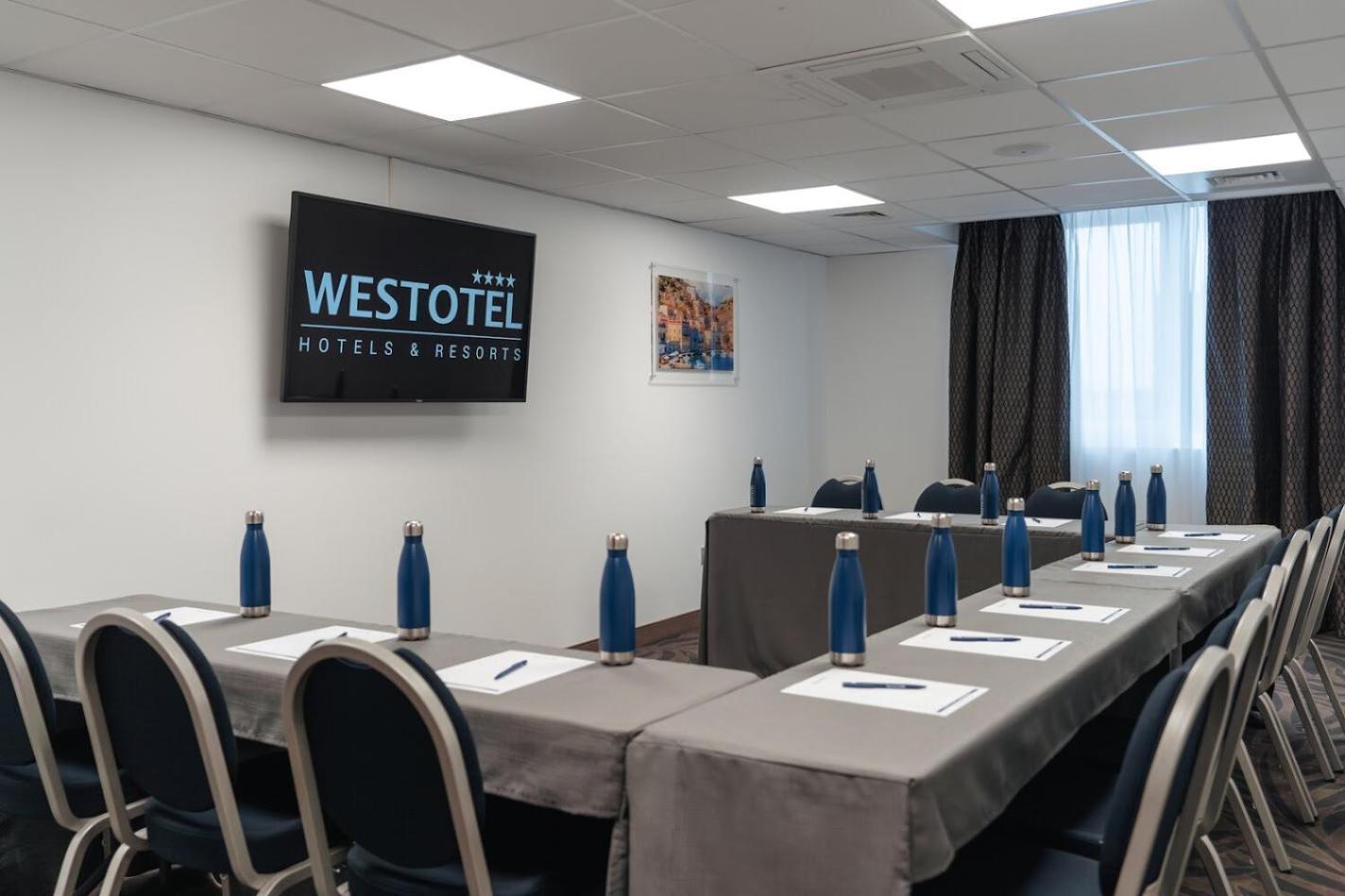Westotel Taverny - Paris Val-D'Oise Eksteriør billede